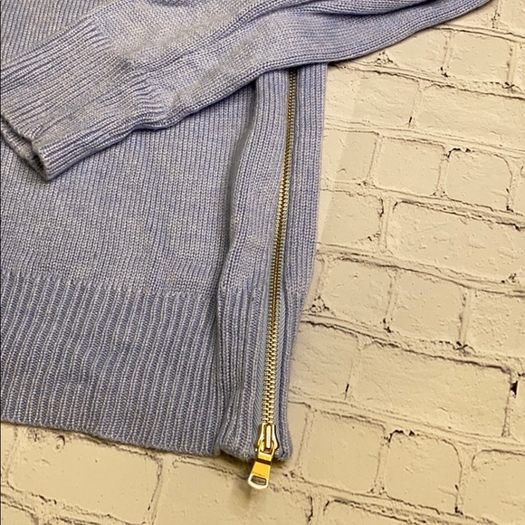 Ladies Ann Taylor zippier sweater size large - Picture 2 of 5